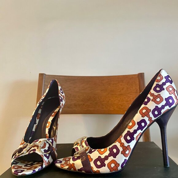 Gucci Silk horse bit print open toe stilettos with crystal bit size 10 - Picture 7 of 8